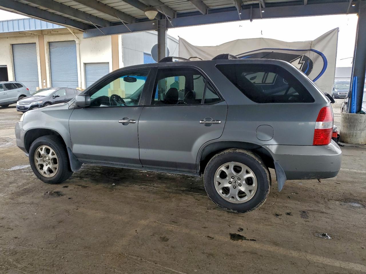 2002 ACURA MDX TOURING photo 2