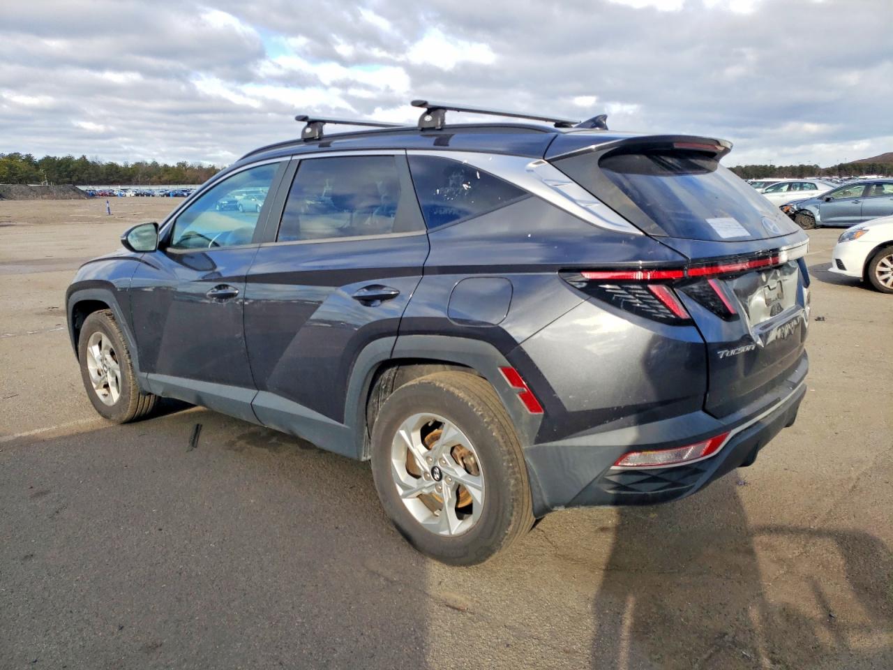 2022 HYUNDAI TUCSON SEL photo 2