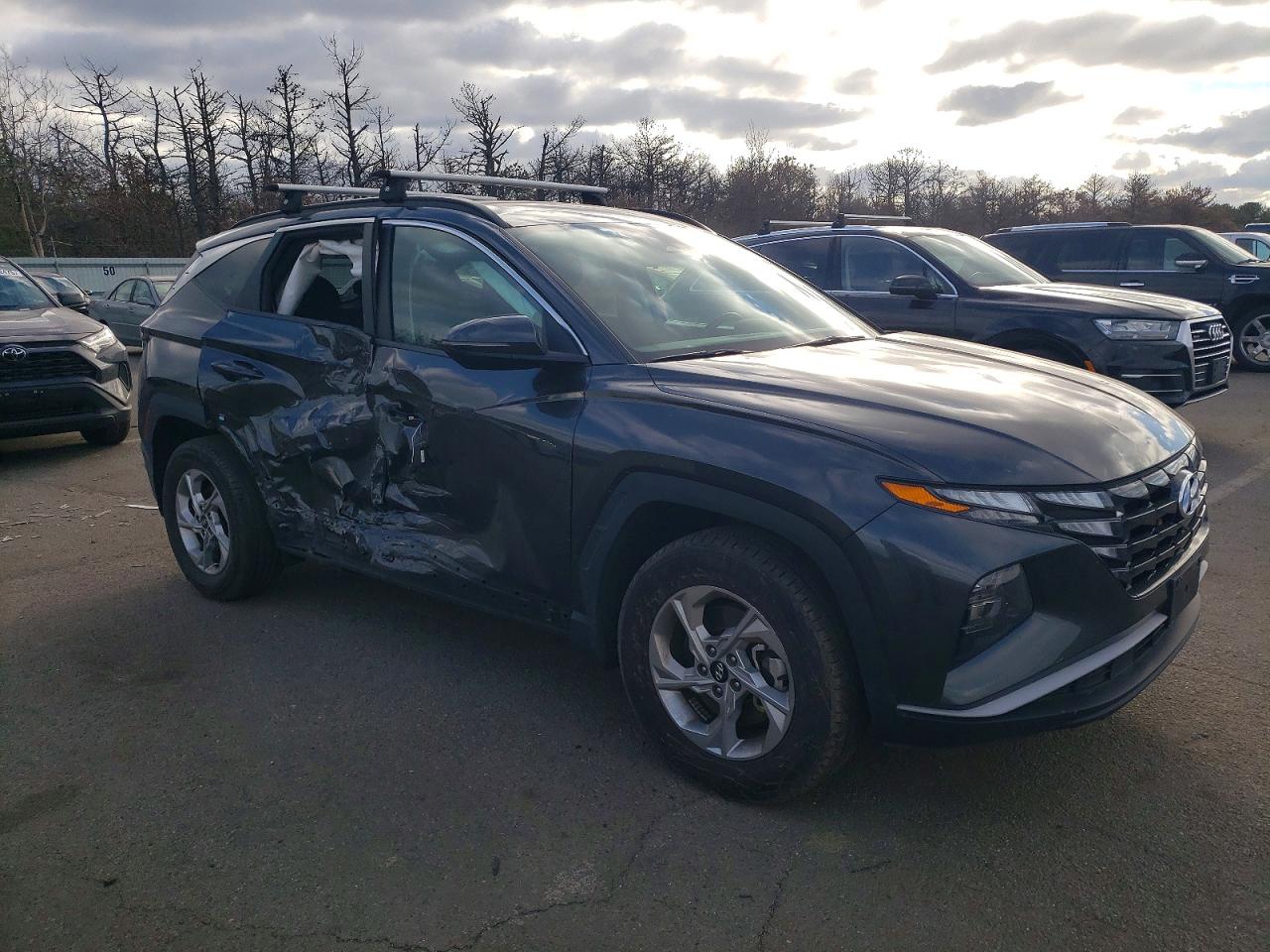 2022 HYUNDAI TUCSON SEL photo 4
