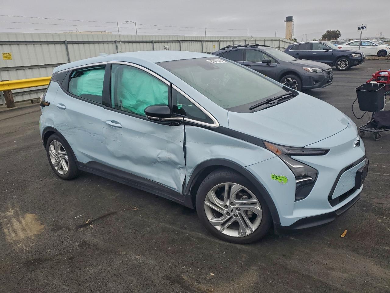 2023 CHEVROLET BOLT EV 1LT photo 4