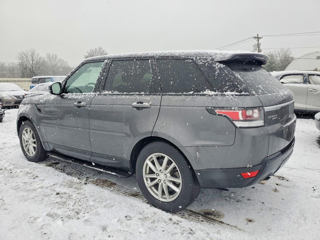 2014 LAND ROVER RANGE ROVER SPORT SE photo 2