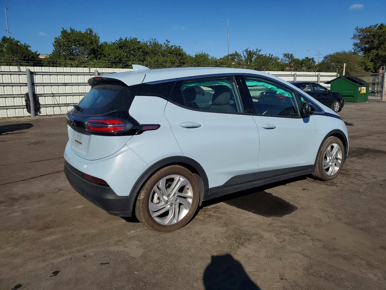 2023 CHEVROLET BOLT EV 1LT photo 3