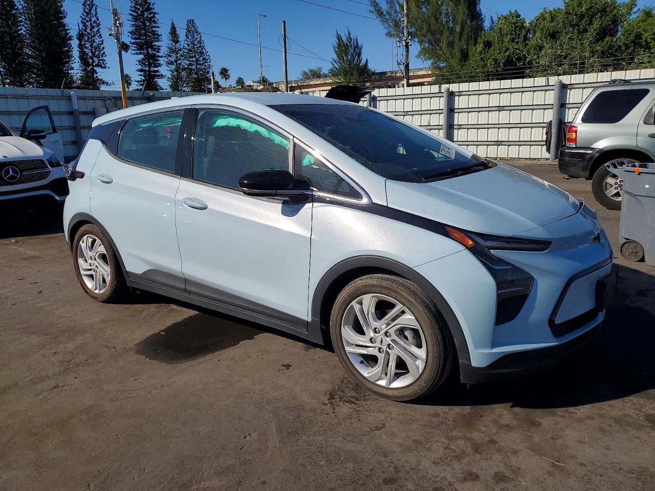 2023 CHEVROLET BOLT EV 1LT photo 4