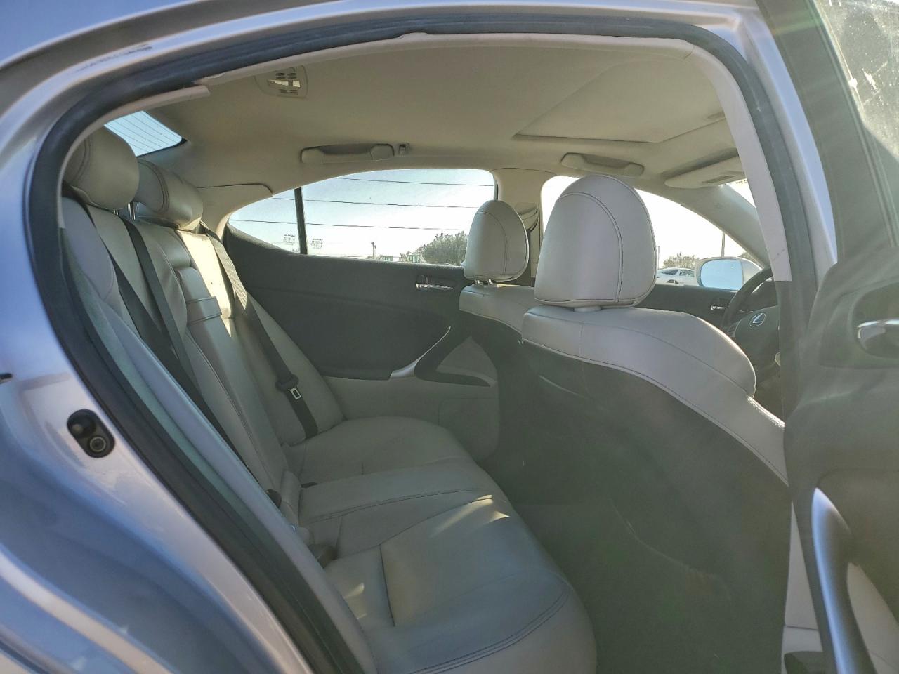 2012 LEXUS IS 250 photo 10