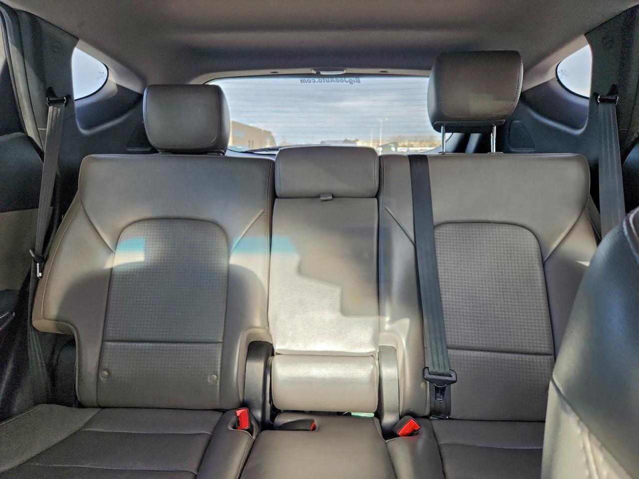 2015 HYUNDAI SANTA FE SPORT 2.0T photo 10