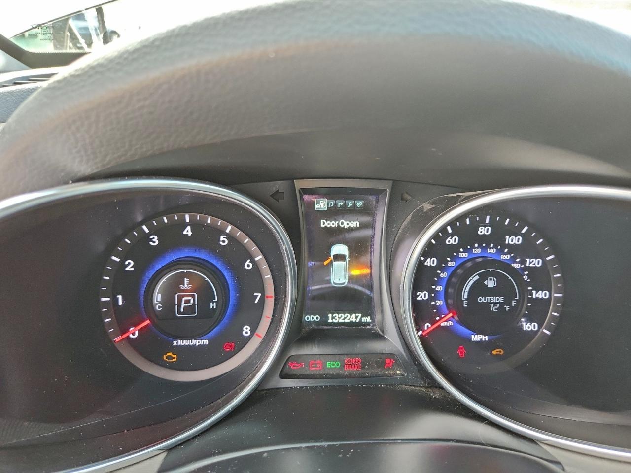 2015 HYUNDAI SANTA FE SPORT 2.0T photo 9