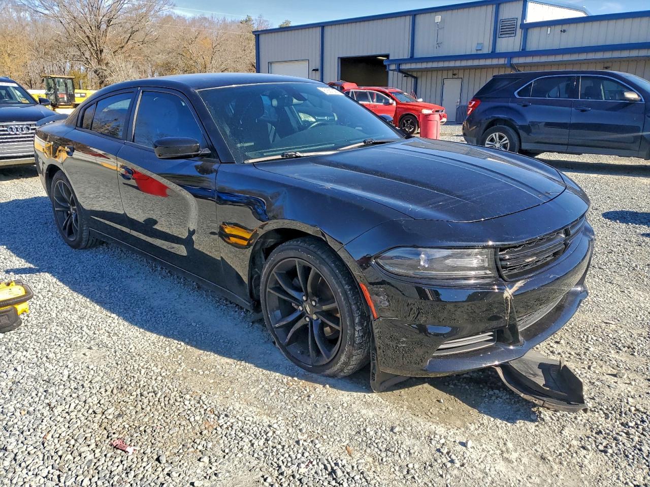 2018 DODGE CHARGER SXT photo 4
