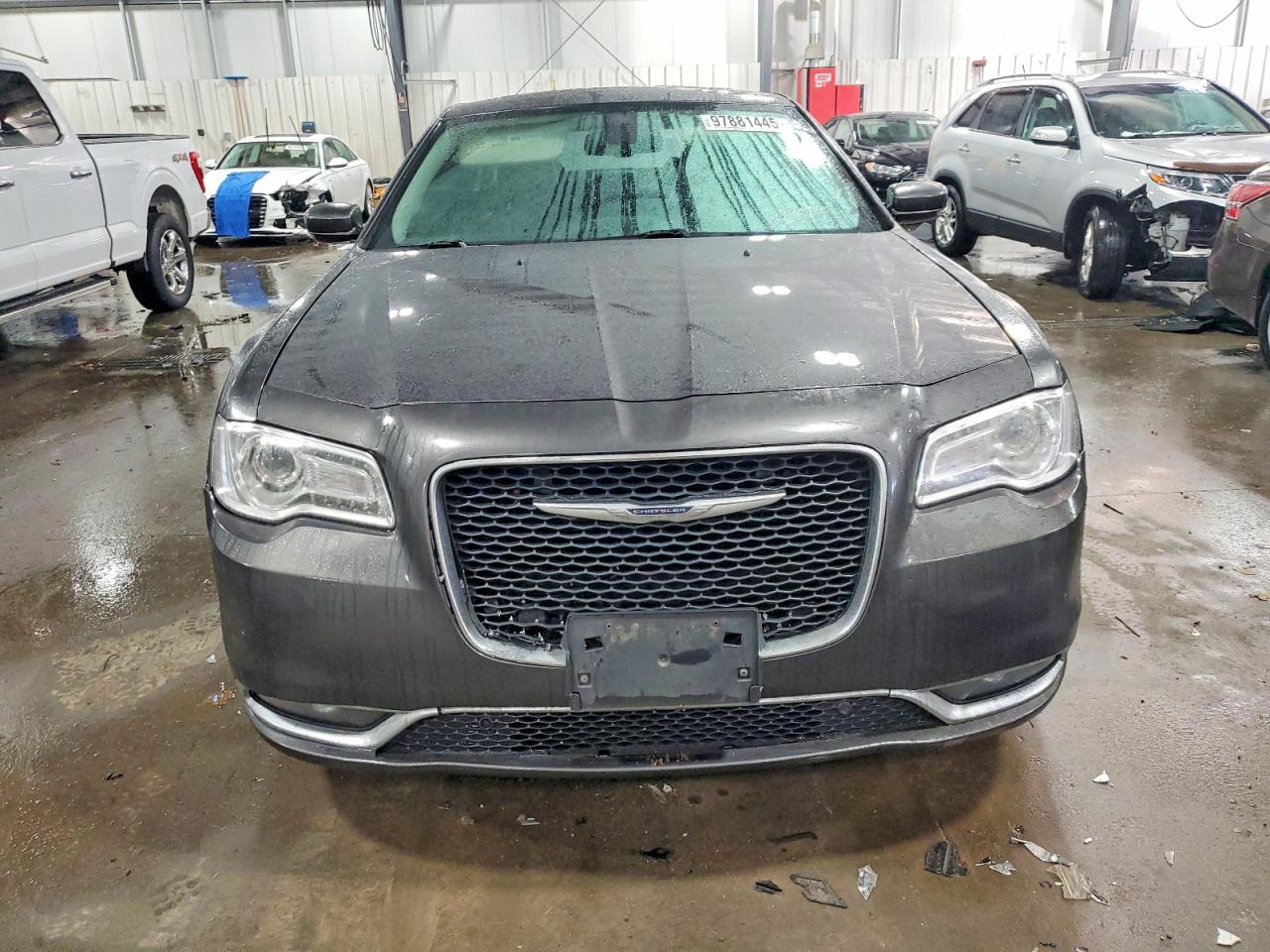 2016 CHRYSLER 300 LIMITED photo 5