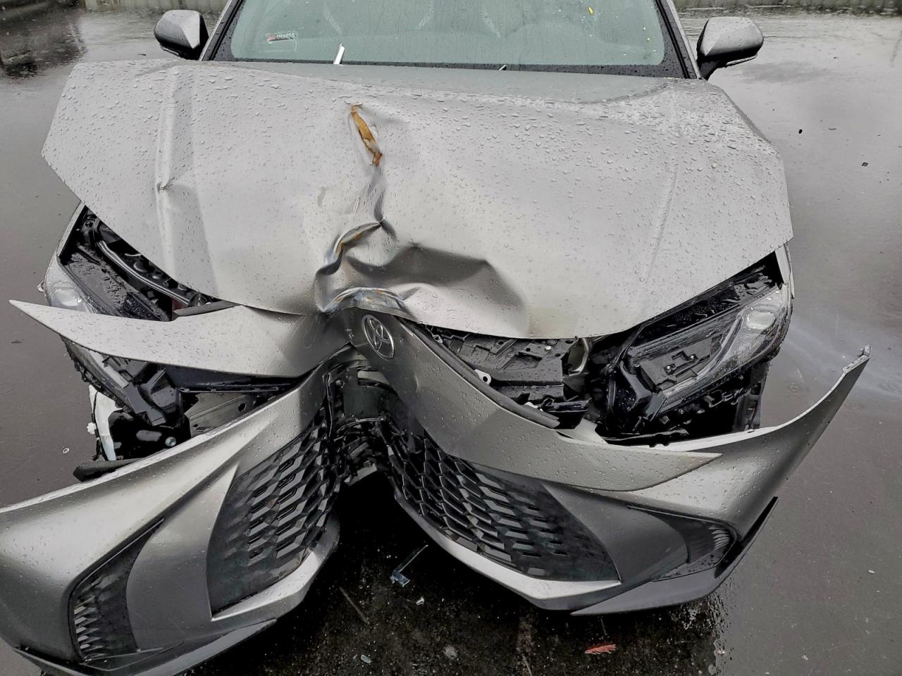 2025 TOYOTA CAMRY XSE photo 11
