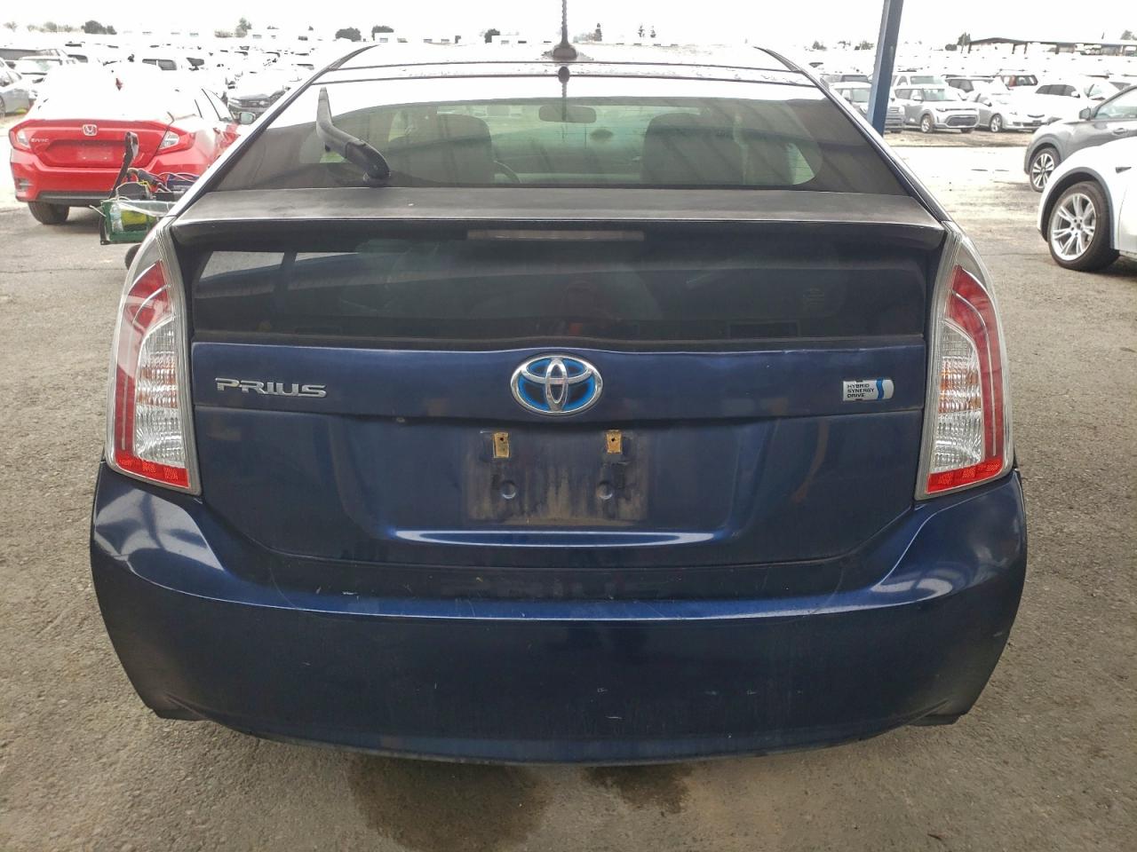 2014 TOYOTA PRIUS photo 6