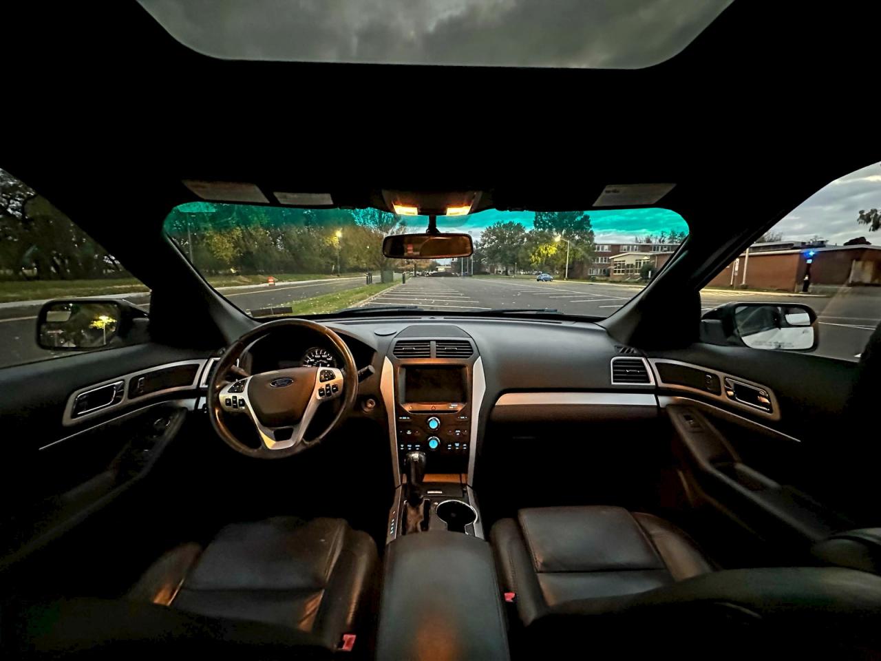 2014 FORD EXPLORER XLT photo 9