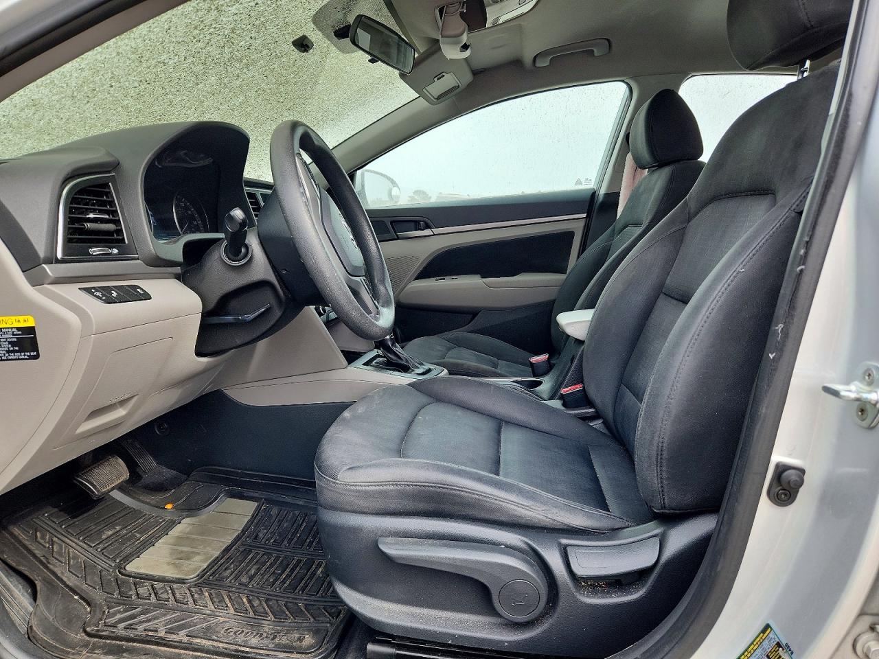 2018 HYUNDAI ELANTRA SEL photo 7