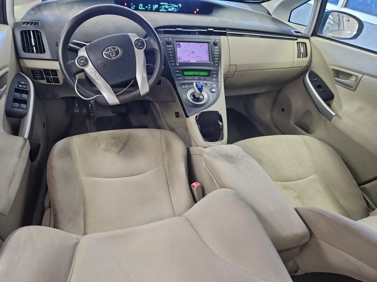 2010 TOYOTA PRIUS photo 8