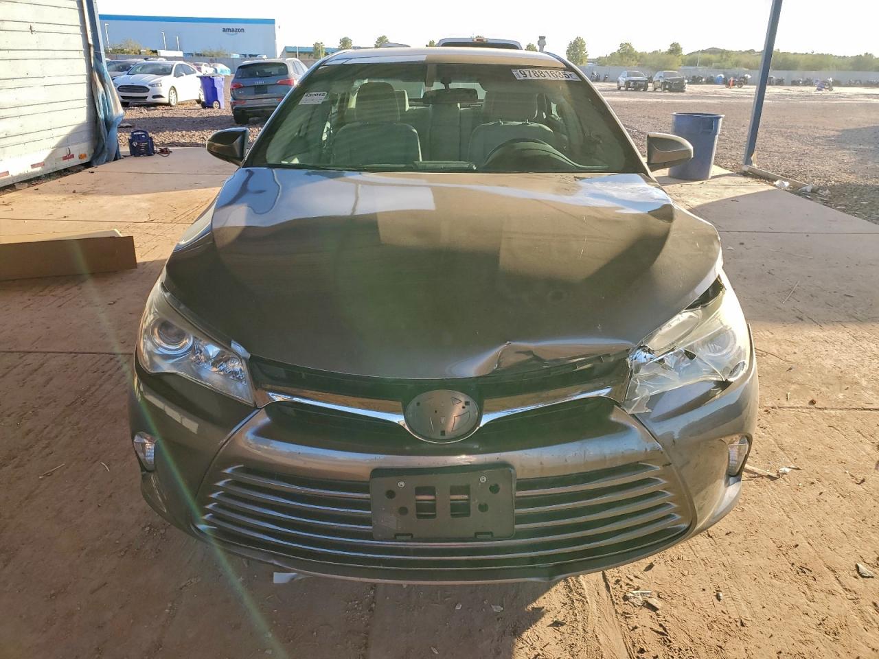 2017 TOYOTA CAMRY HYBRID photo 5