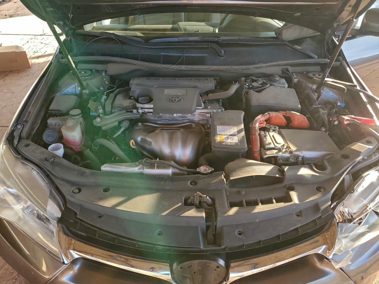 2017 TOYOTA CAMRY HYBRID photo 11