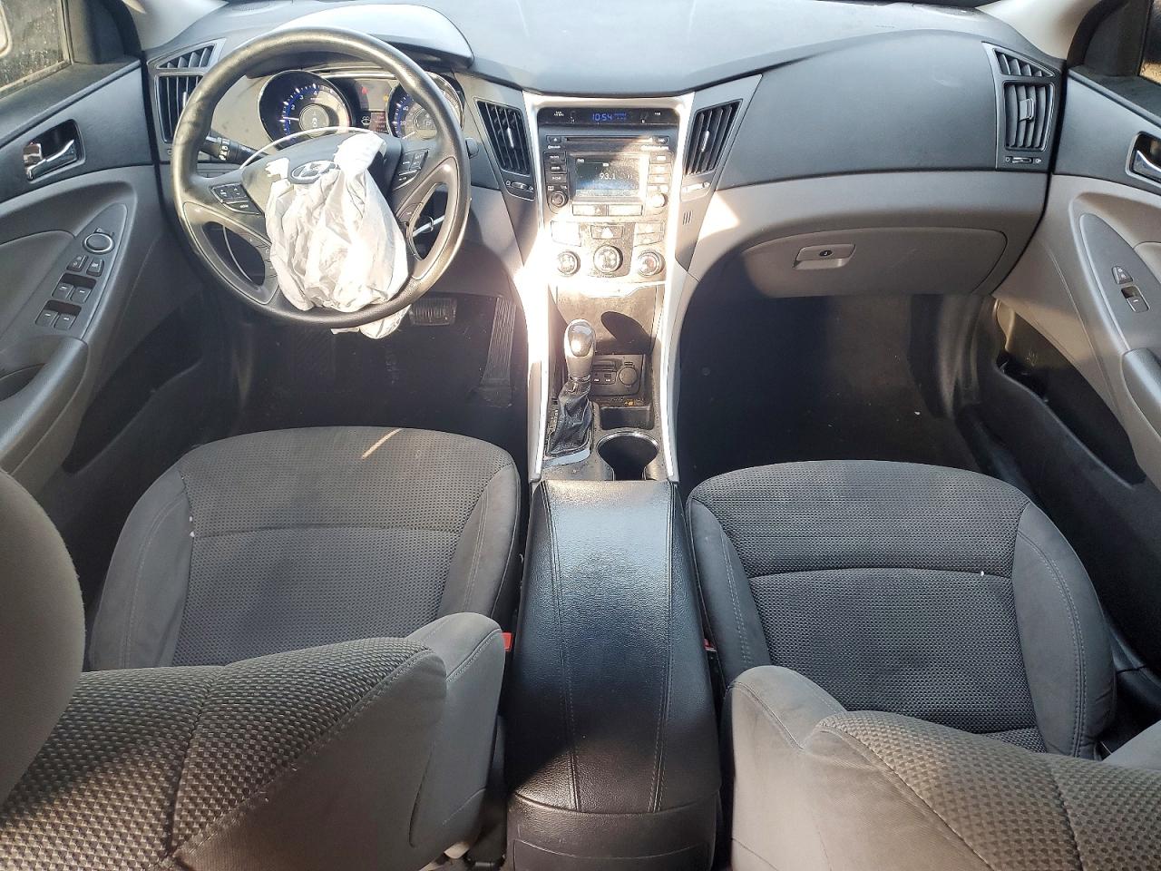2014 HYUNDAI SONATA GLS photo 8