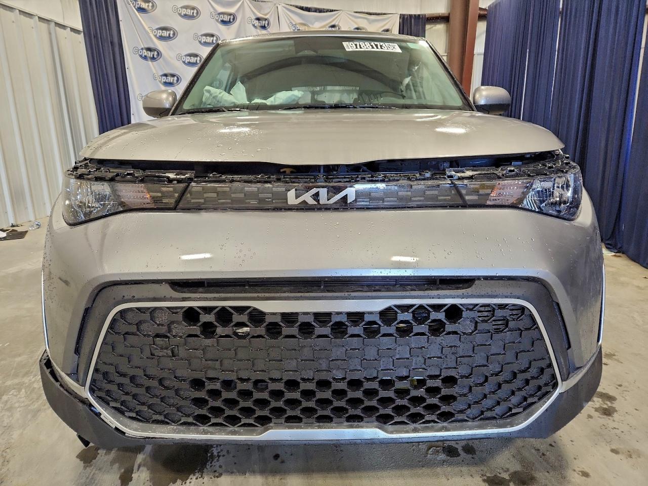 2025 KIA SOUL LX photo 5