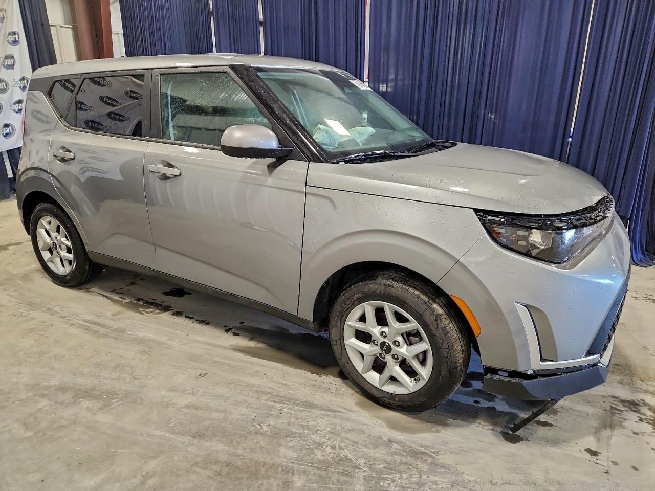 2025 KIA SOUL LX photo 4