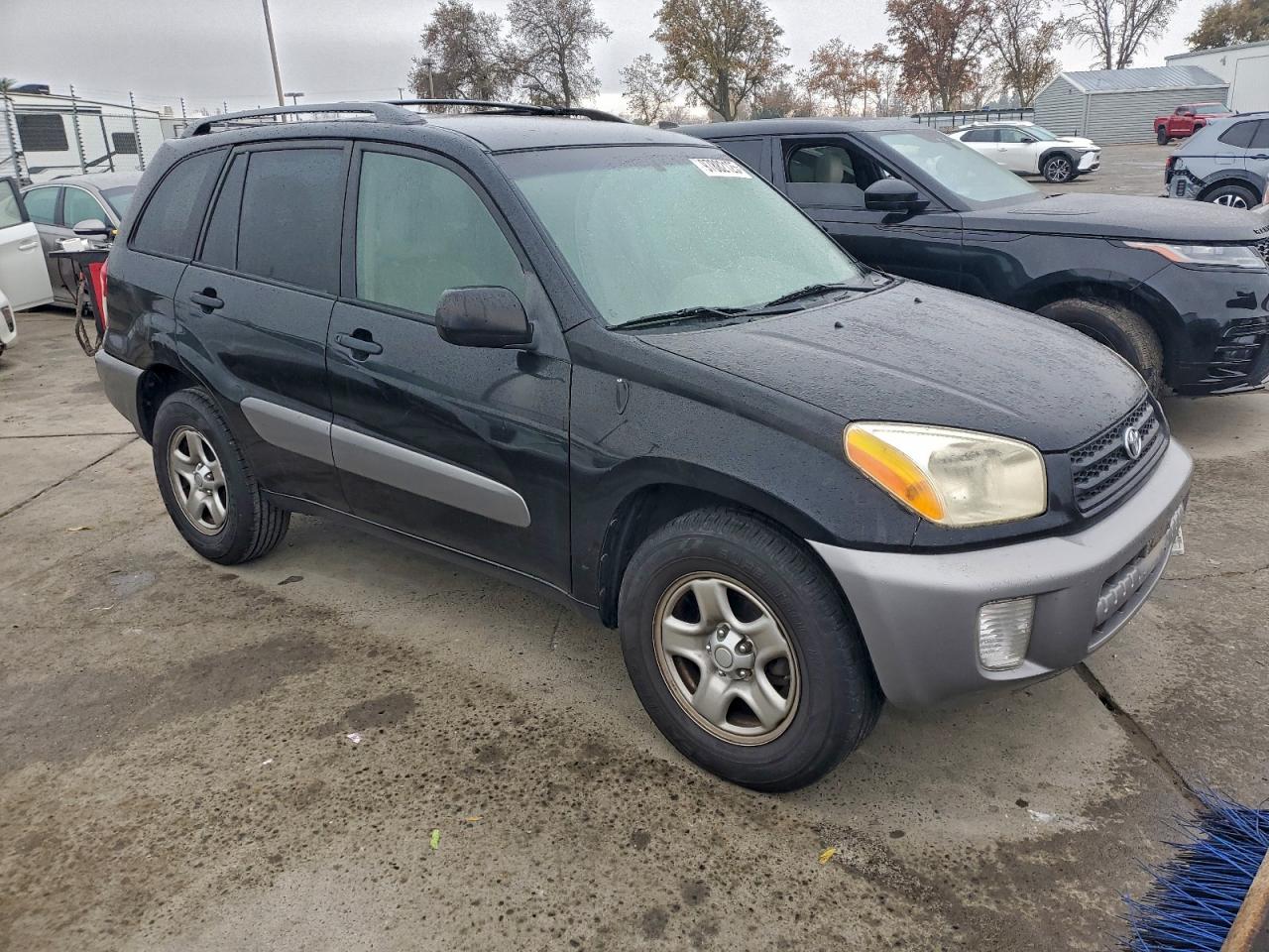 2003 TOYOTA RAV4 photo 4