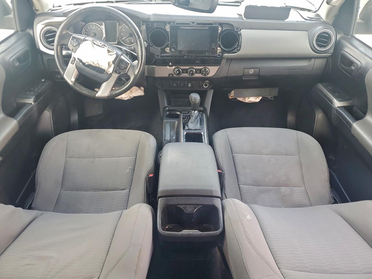 2017 TOYOTA TACOMA DOUBLE CAB photo 8