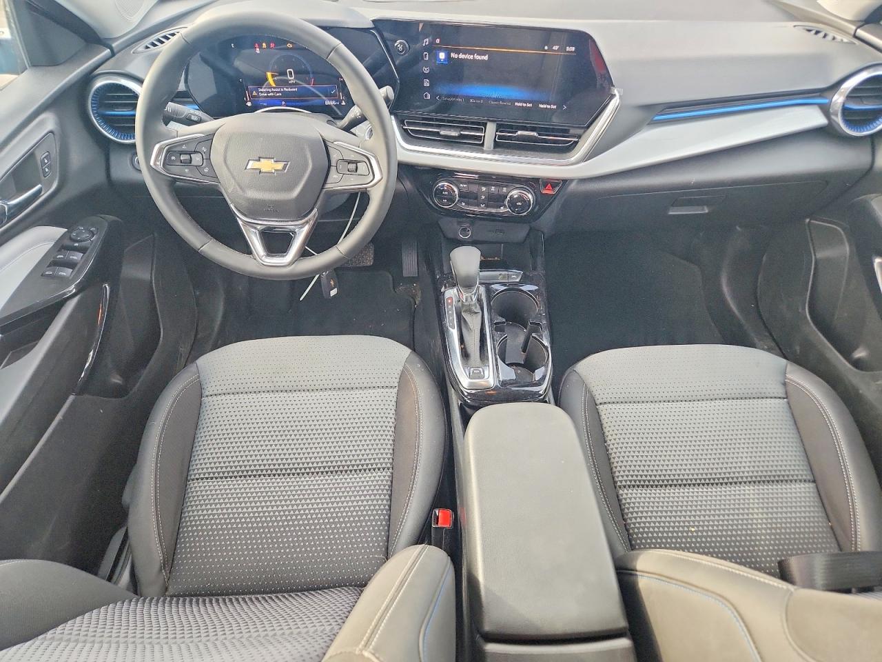 2025 CHEVROLET TRAX 1LT photo 8