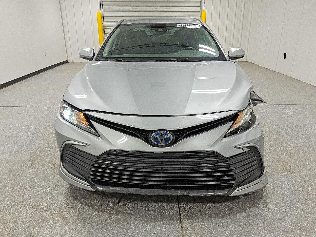 2022 TOYOTA CAMRY LE photo 5