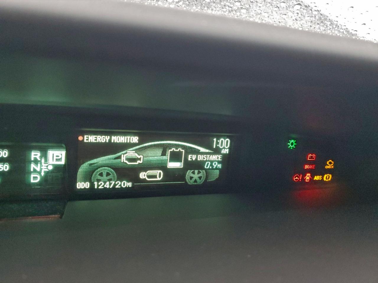 2014 TOYOTA PRIUS PLUG-IN photo 9