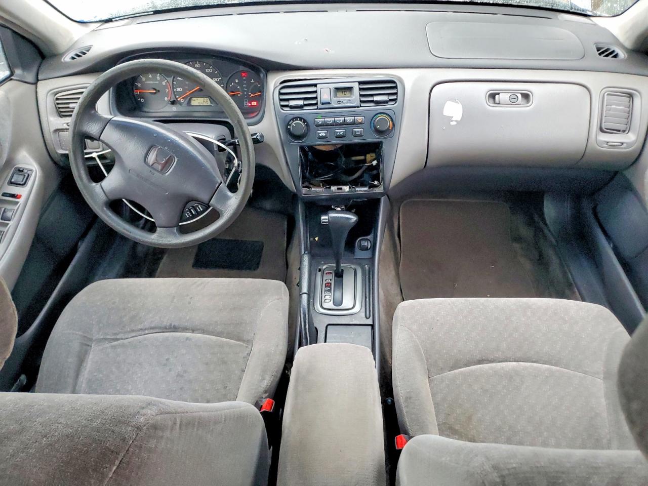2002 HONDA ACCORD LX photo 15