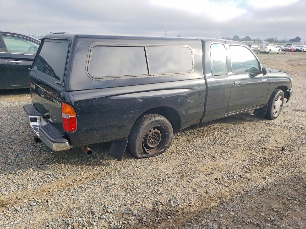 1998 TOYOTA TACOMA XTRACAB photo 3