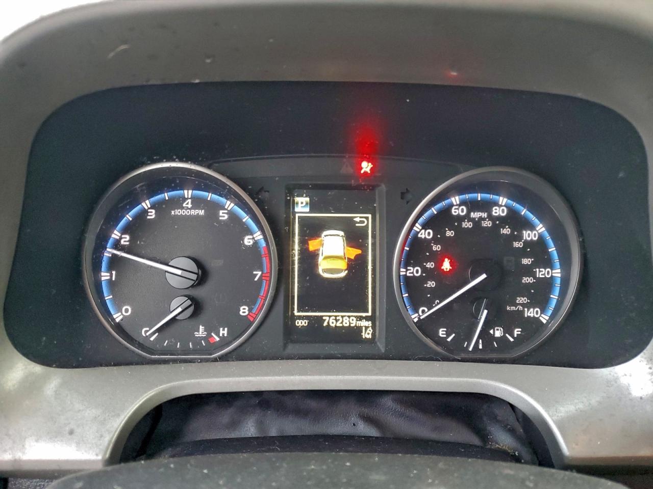 2018 TOYOTA RAV4 LE photo 9