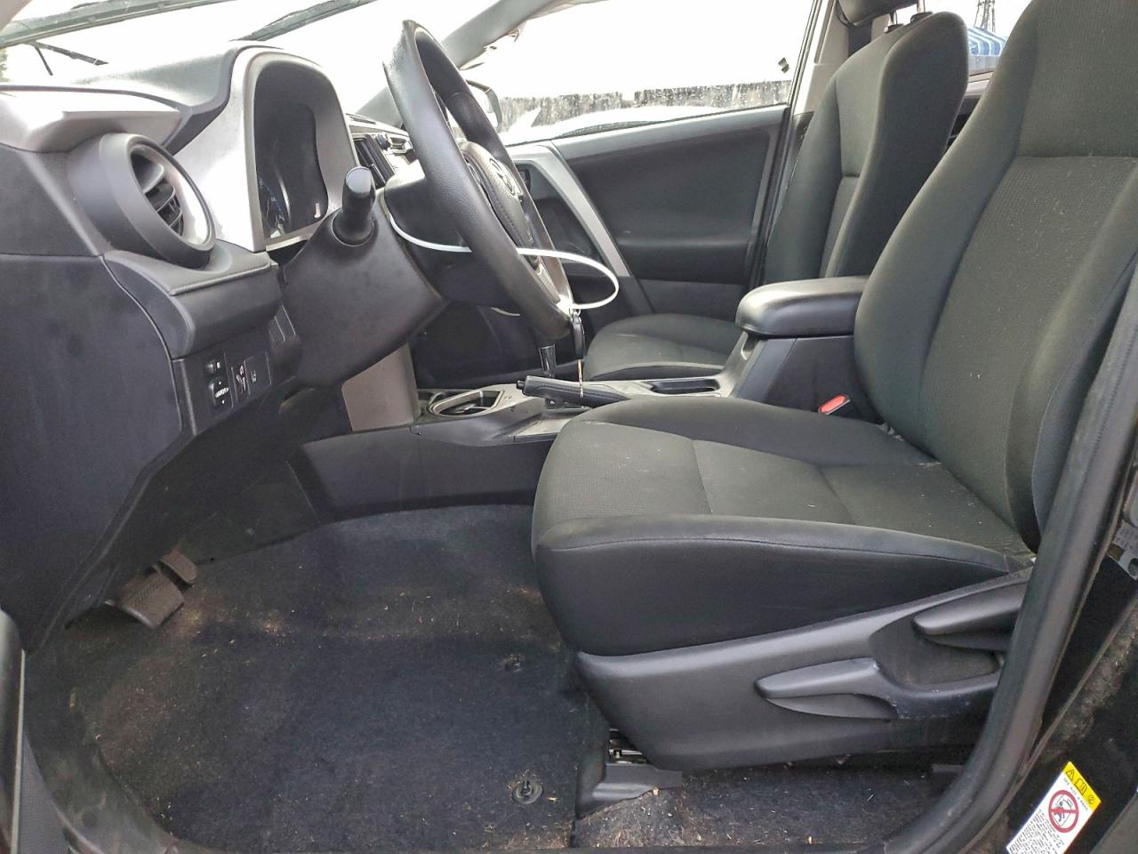 2018 TOYOTA RAV4 LE photo 7