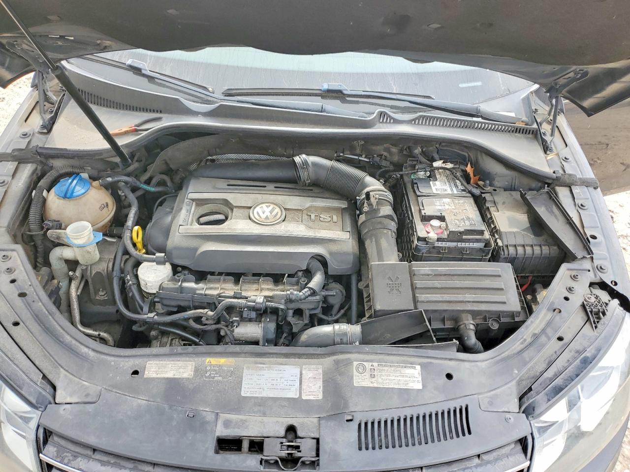 2013 VOLKSWAGEN EOS KOMFORT photo 11