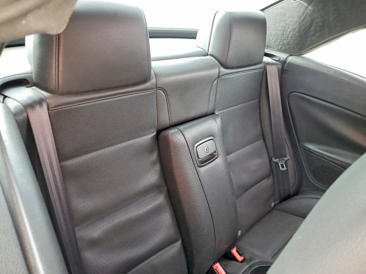 2013 VOLKSWAGEN EOS KOMFORT photo 10