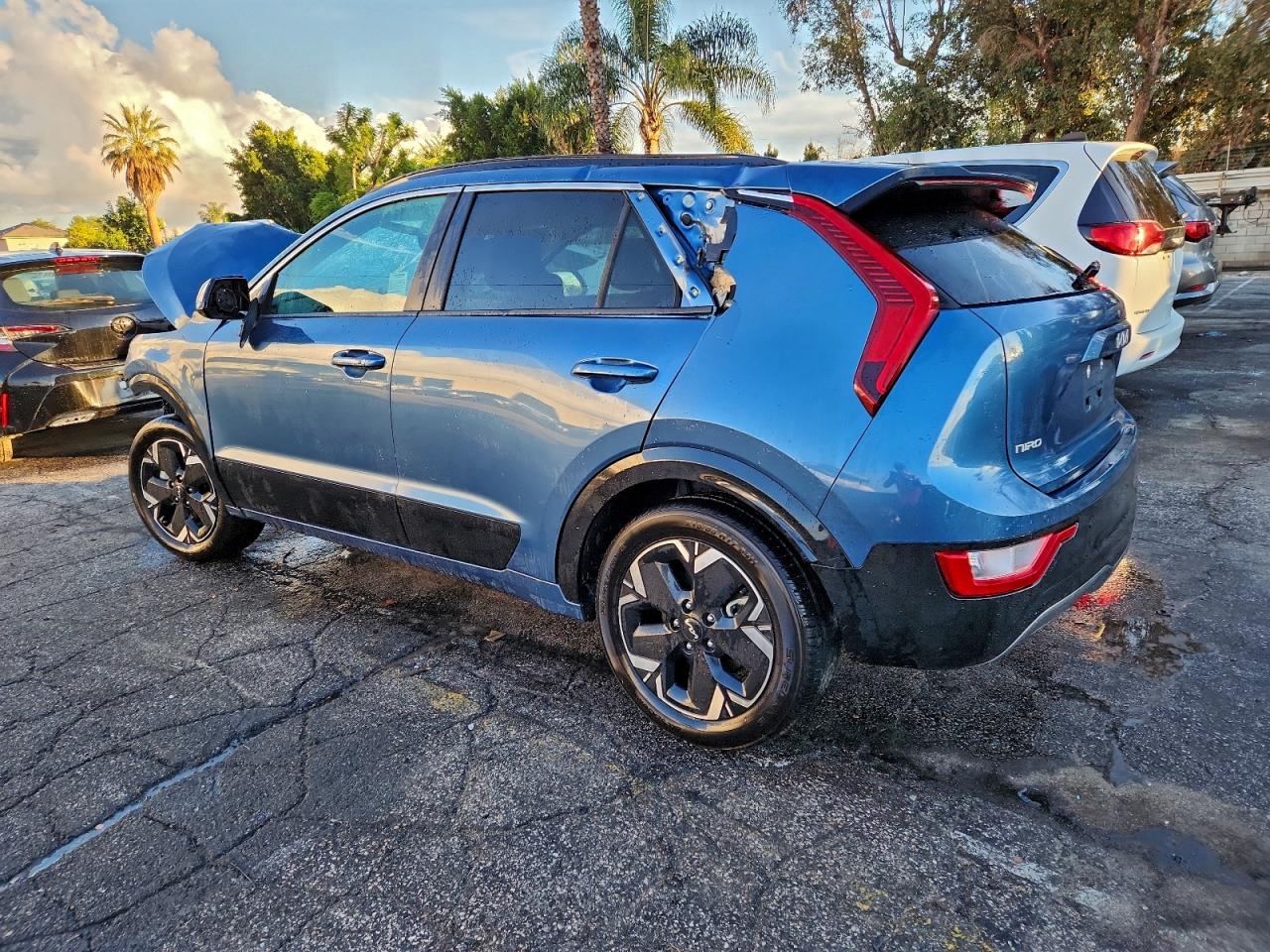 2024 KIA NIRO WIND photo 2