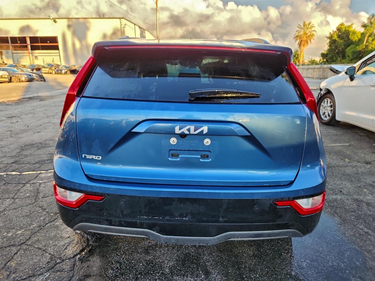 2024 KIA NIRO WIND photo 6