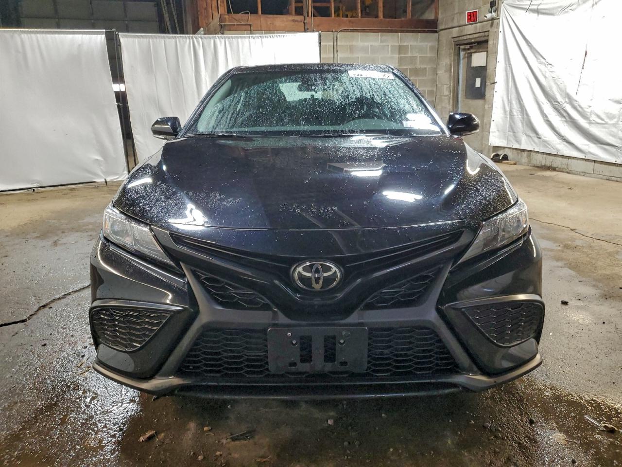 2024 TOYOTA CAMRY SE NIGHT SHADE photo 5