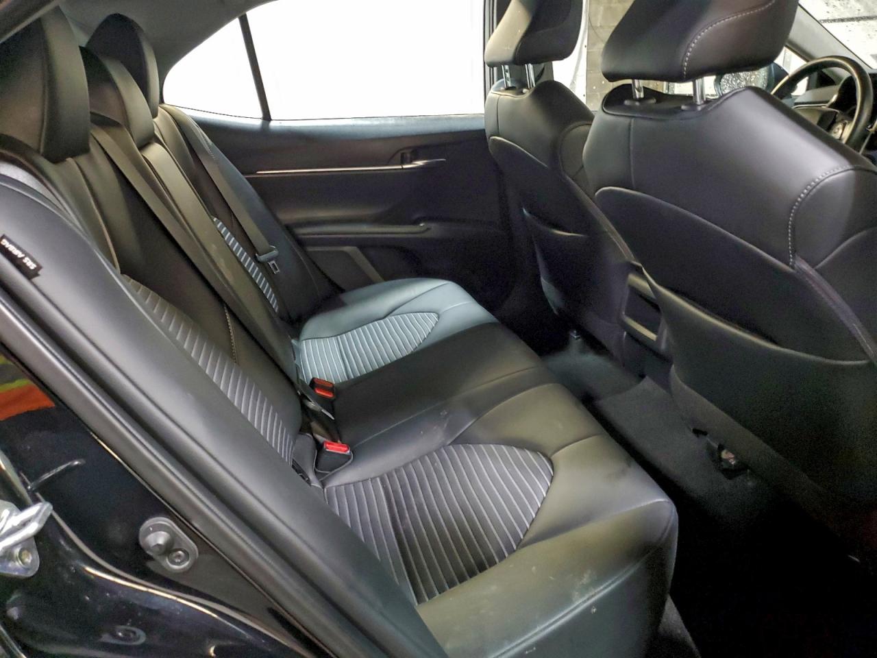 2024 TOYOTA CAMRY SE NIGHT SHADE photo 10