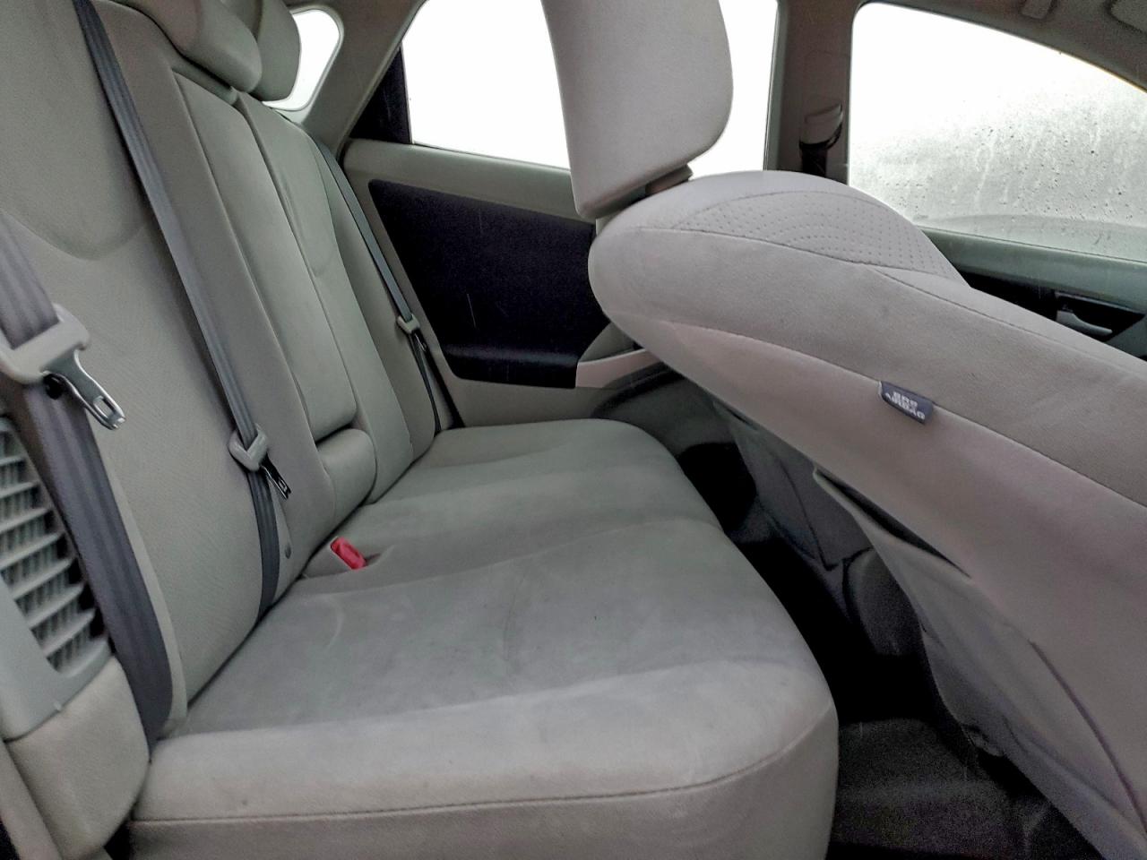 2010 TOYOTA PRIUS photo 10