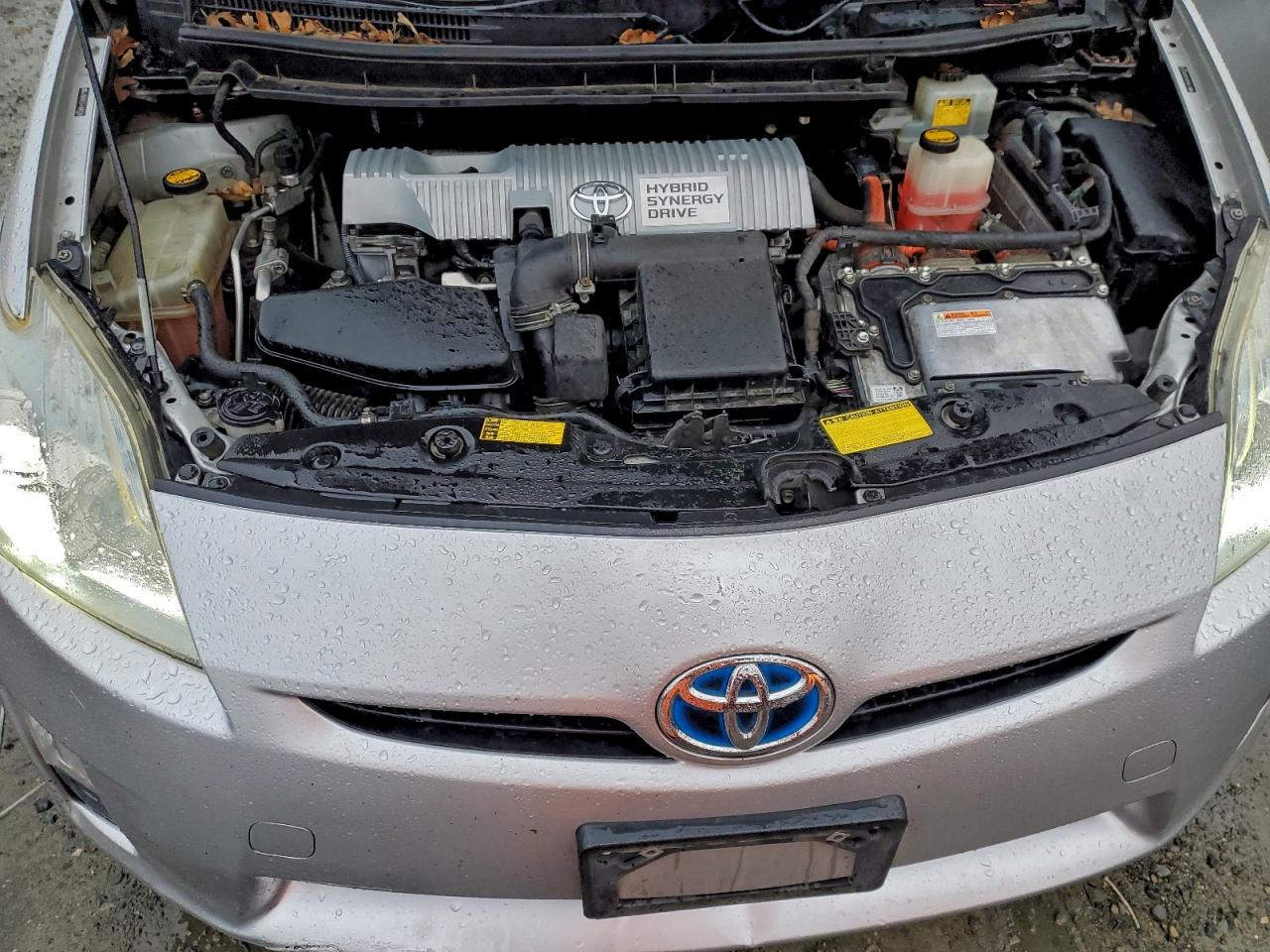 2010 TOYOTA PRIUS photo 11