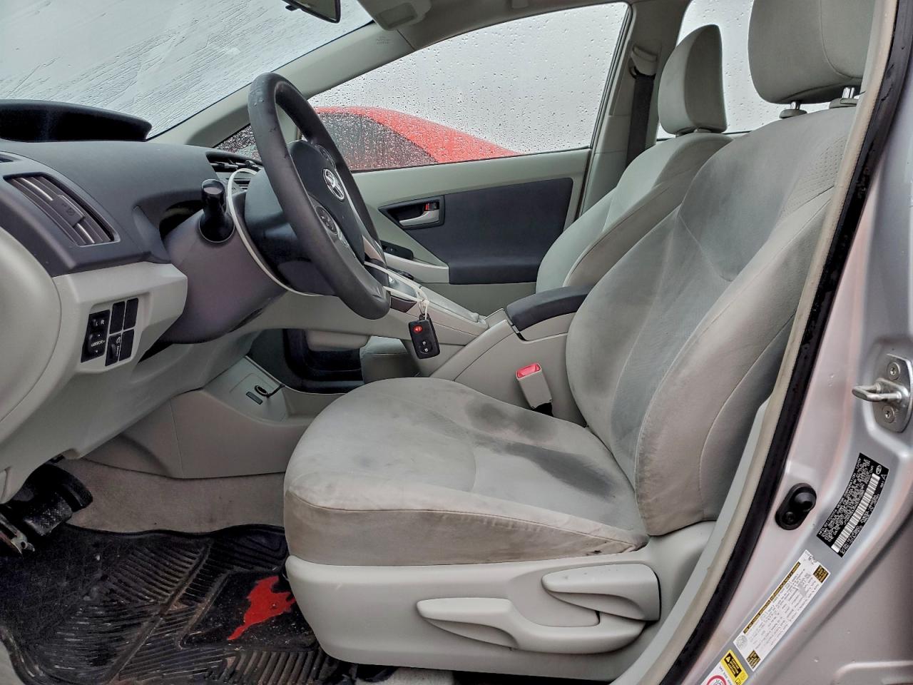 2010 TOYOTA PRIUS photo 7