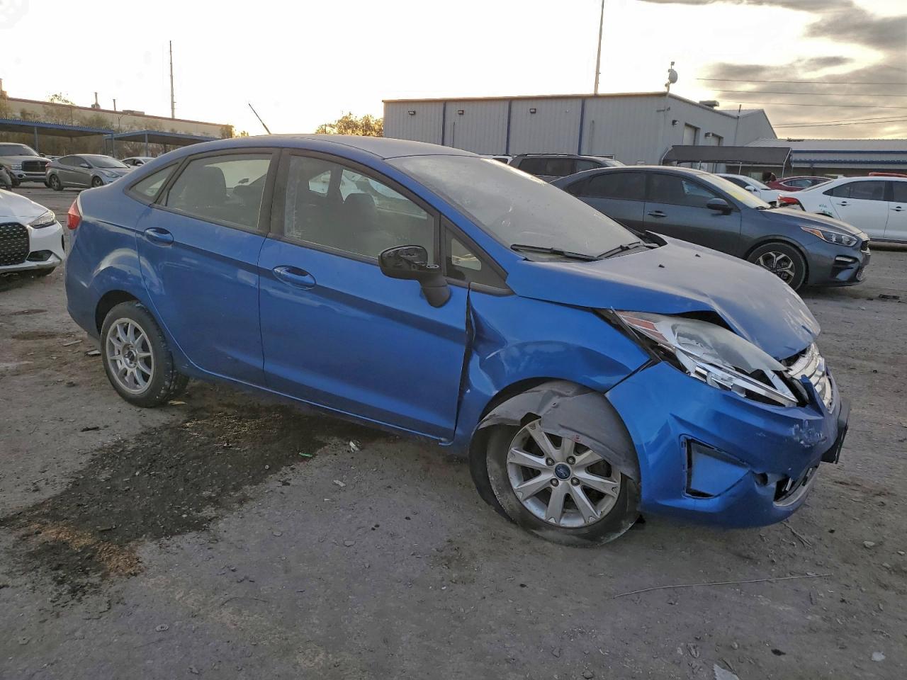 2011 FORD FIESTA SE photo 10