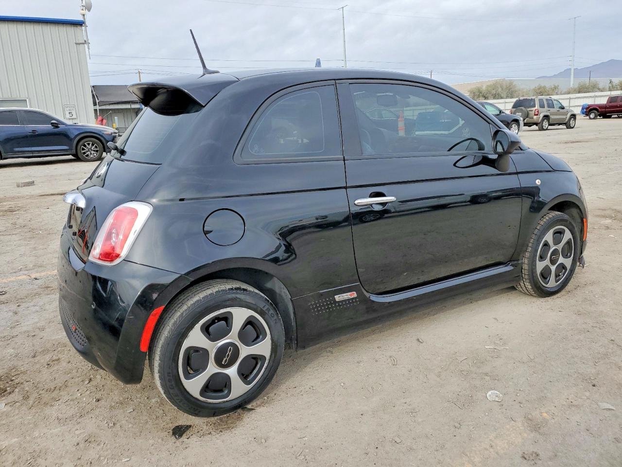 2015 FIAT 500 ELECTRIC photo 3