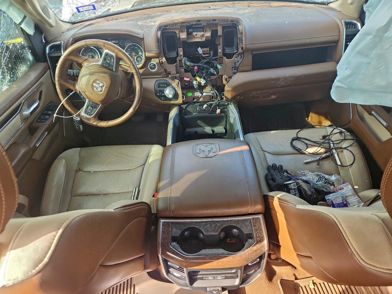 2021 RAM 1500 LARAMIE photo 8