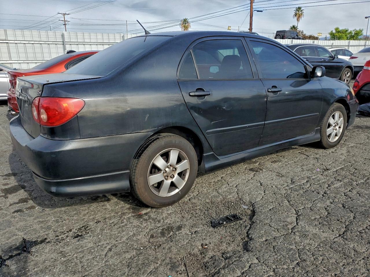 2006 TOYOTA COROLLA CE photo 3