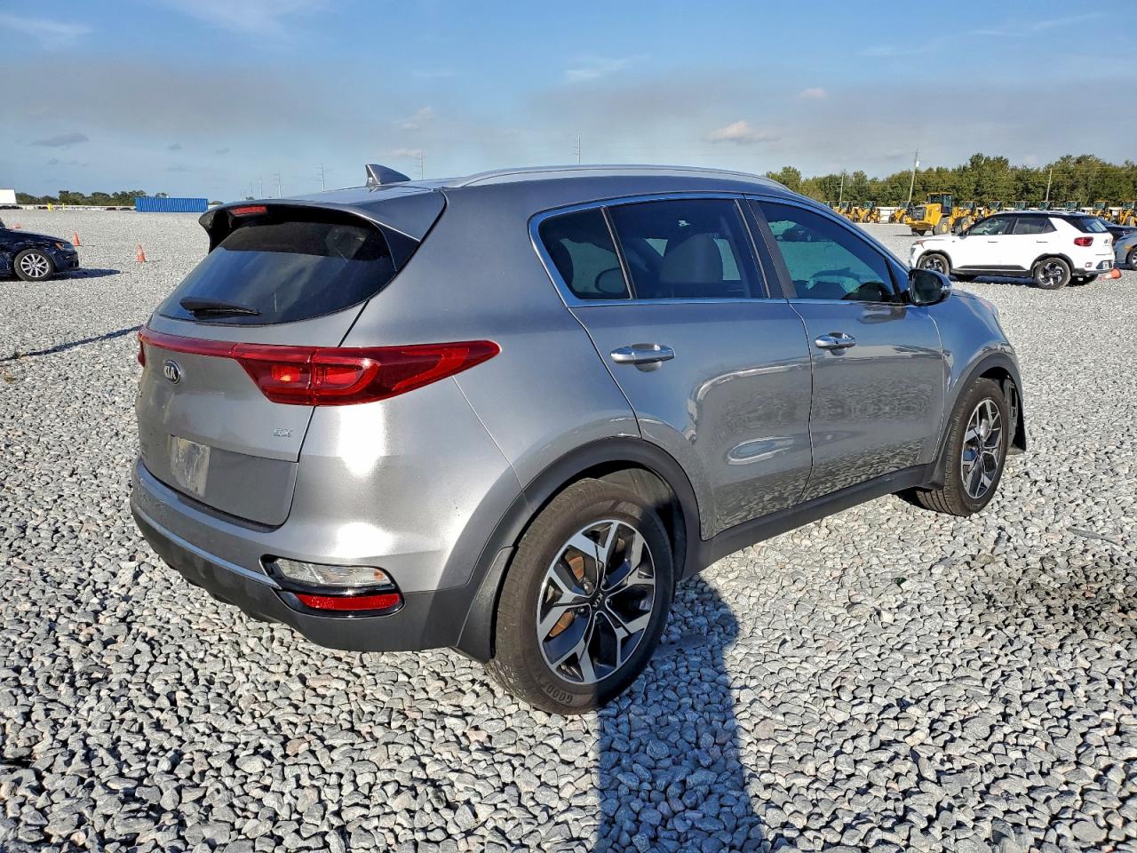 2021 KIA SPORTAGE EX photo 3