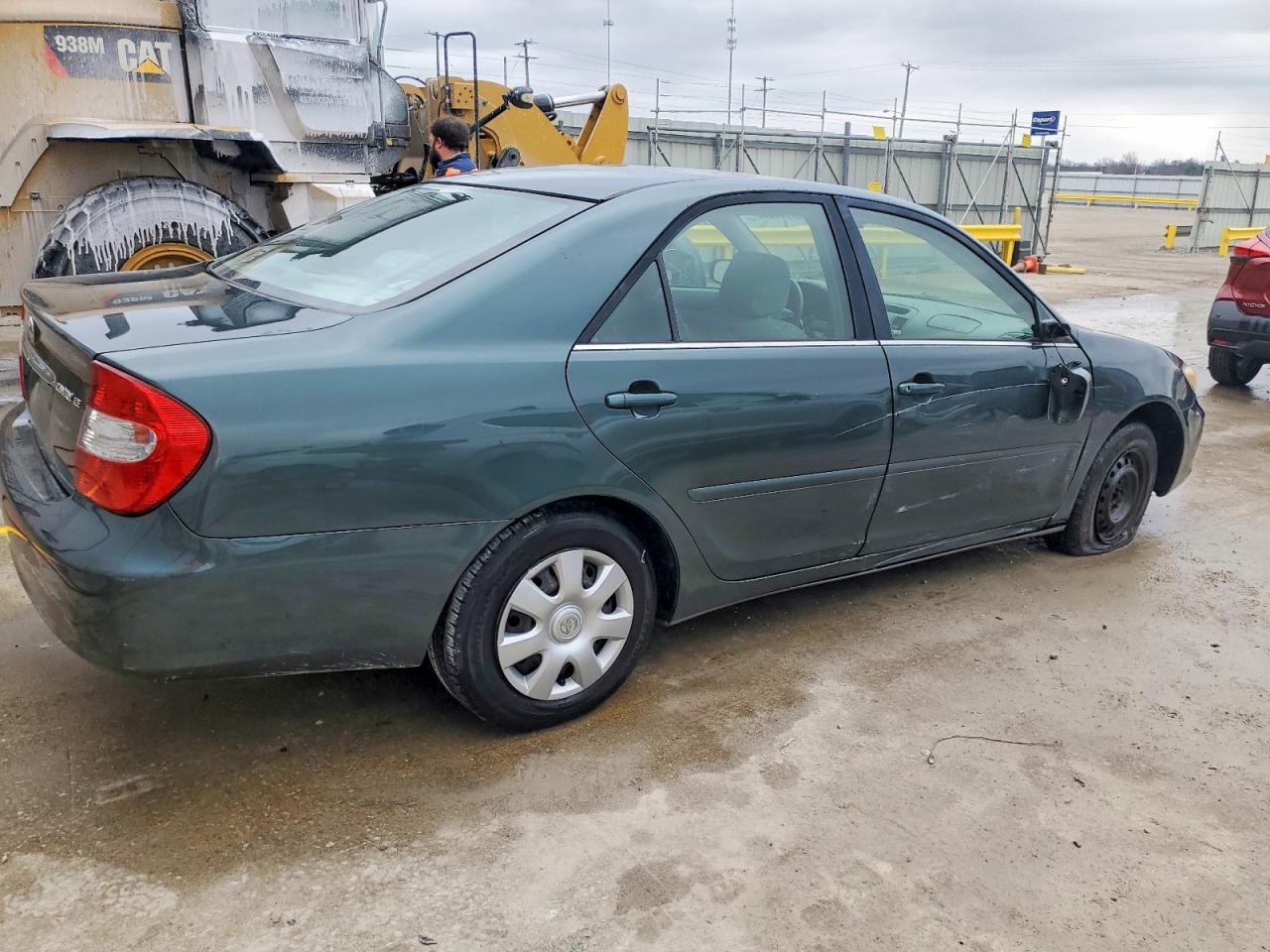 2003 TOYOTA CAMRY LE photo 5