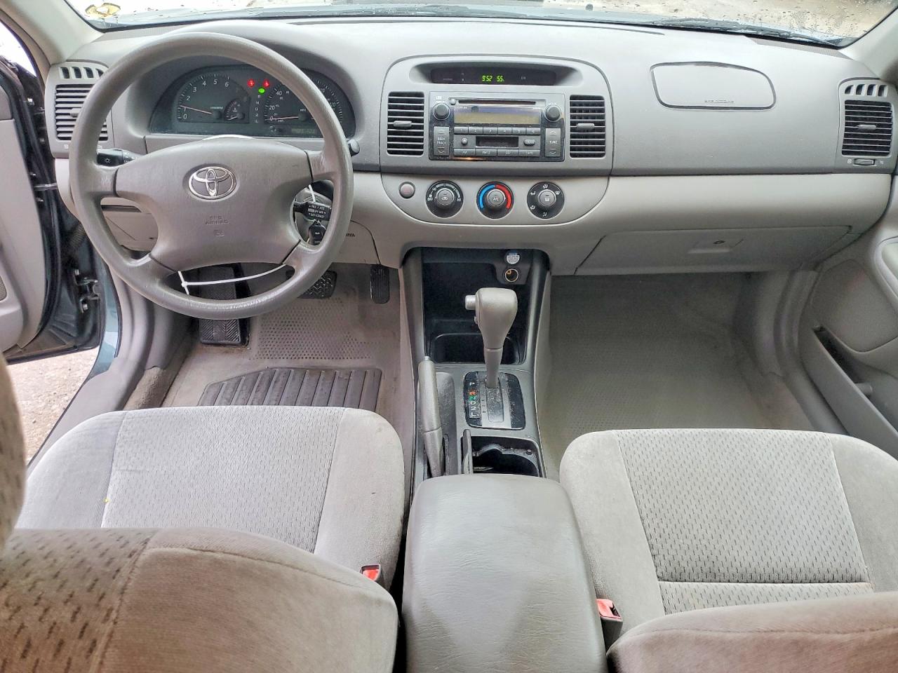 2003 TOYOTA CAMRY LE photo 15
