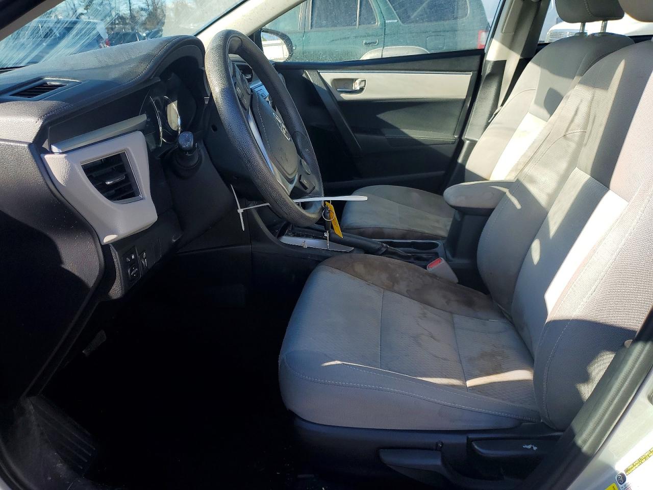 2016 TOYOTA COROLLA L photo 7