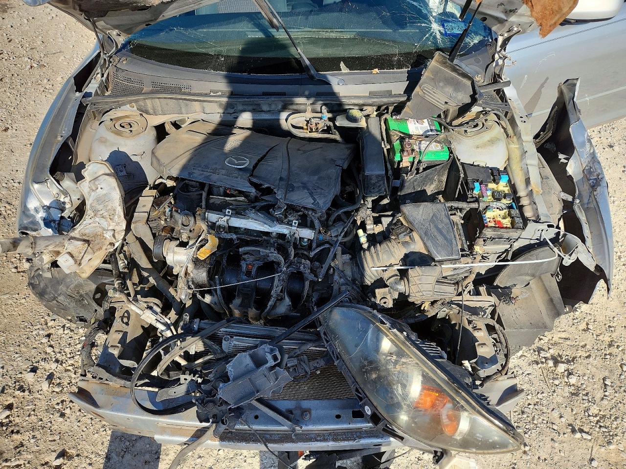 2005 MAZDA 3 S photo 11