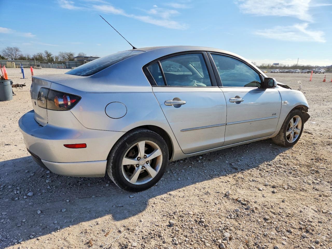 2005 MAZDA 3 S photo 3
